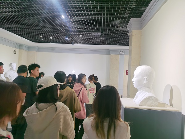 6f717e97e80b4f468eb2dbdec20e388c.jpg 6f717e97e80b4f468eb2dbdec20e388c.jpg