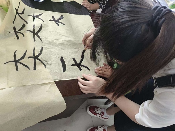 d985511fd23d4984a33678670d13c258.jpg d985511fd23d4984a33678670d13c258.jpg