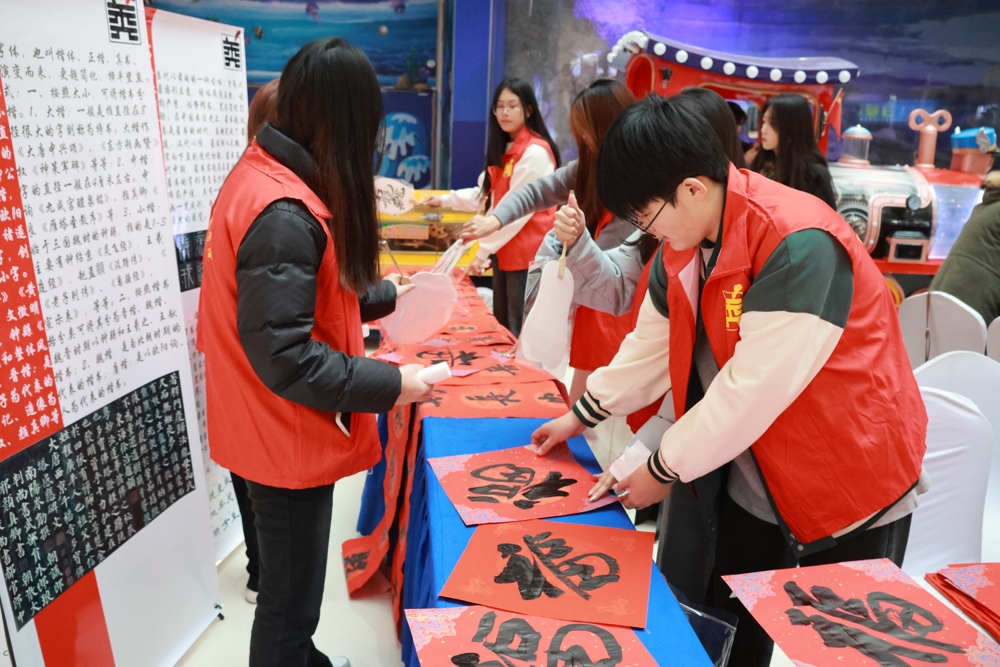 90f1770f8be2419492253e2883517fdc.jpg 90f1770f8be2419492253e2883517fdc.jpg