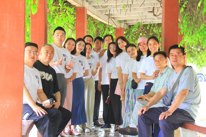 1160ac272e45496f93eb1460d2257689.jpg 1160ac272e45496f93eb1460d2257689.jpg