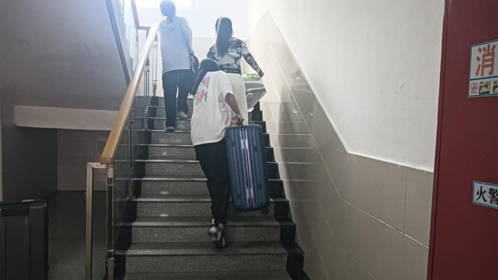 9e29150f25b747f4a680a418d13d279f.png 9e29150f25b747f4a680a418d13d279f.png